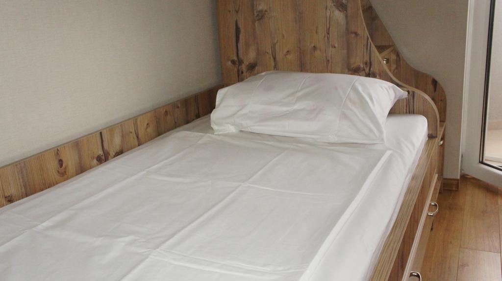 Mariam Sea Towers Apartment Batumi Room photo