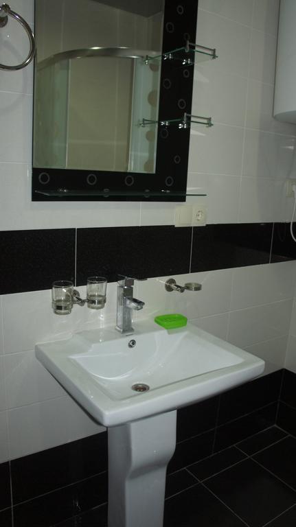 Mariam Sea Towers Apartment Batumi Room photo